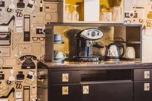 Kaffeemaschine auf einer Theke